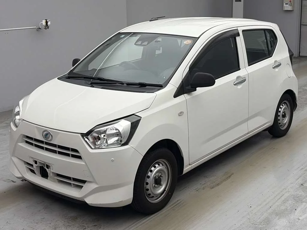Daihatsu Mira e:S LA350S 2021